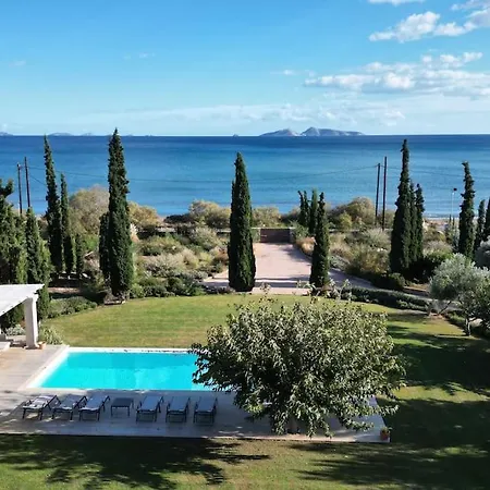 Serafino Villa Kranidi